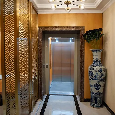 Mr.liao Hotel
