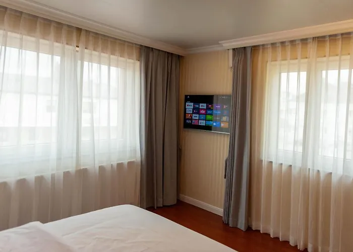 Mr.liao Hotel Himberg