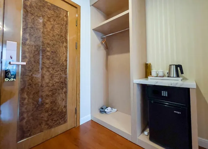 Mr.liao Hotel Himberg