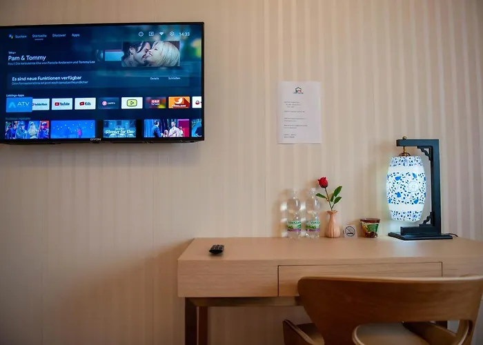 Mr.liao Hotel Himberg